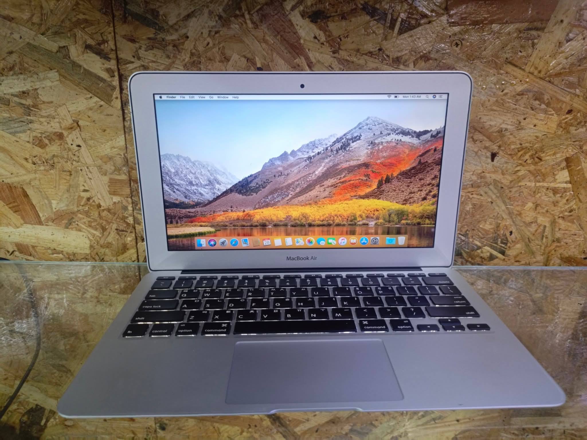 MacBook Air 11 2012